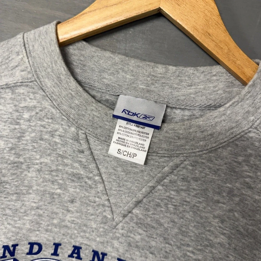 Vintage Indianapolis Colts Sweatshirt Gray Football Graphic Crewneck Small